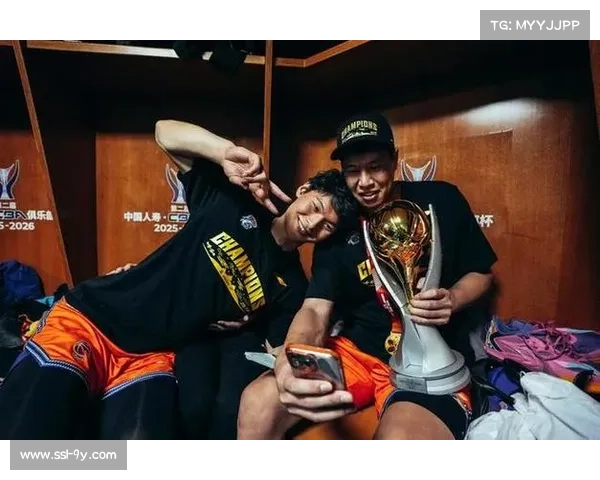 上海久事114-94击败山西汾酒卫冕俱乐部杯，洛夫顿25分8篮板当选MVP